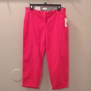 CROWN & IVY CORAL CAPRI PANTS, SIZE 6, NWT